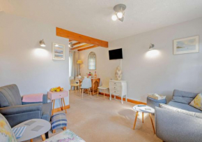 Stones Throw Cottage